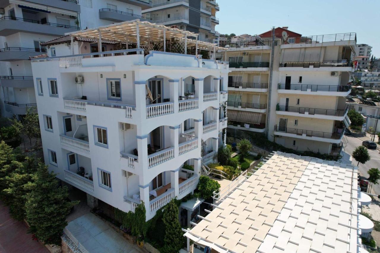 Hotel Erdano Саранде Екстериор снимка