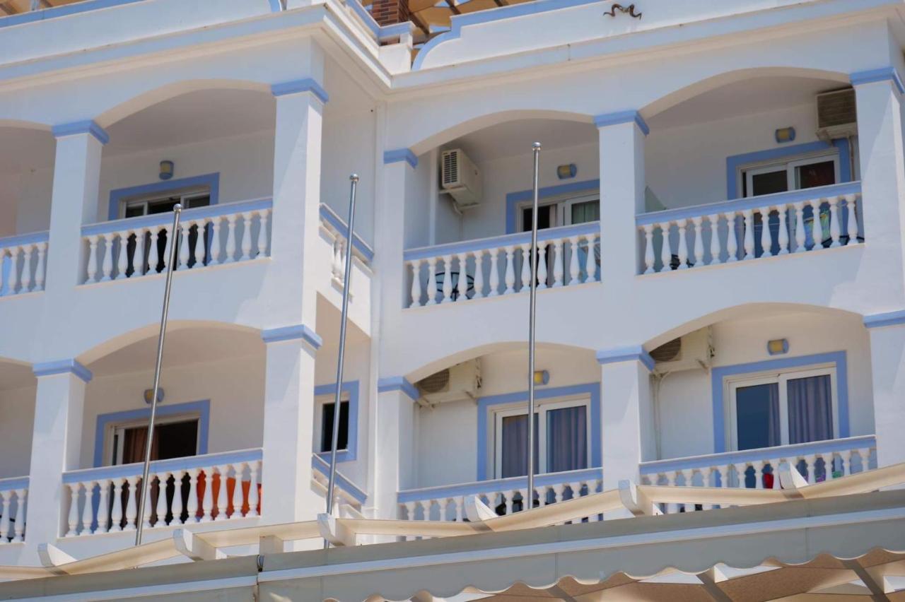 Hotel Erdano Саранде Екстериор снимка