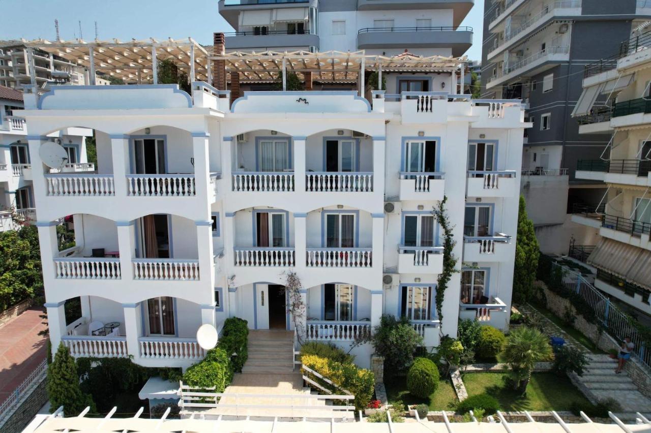Hotel Erdano Саранде Екстериор снимка
