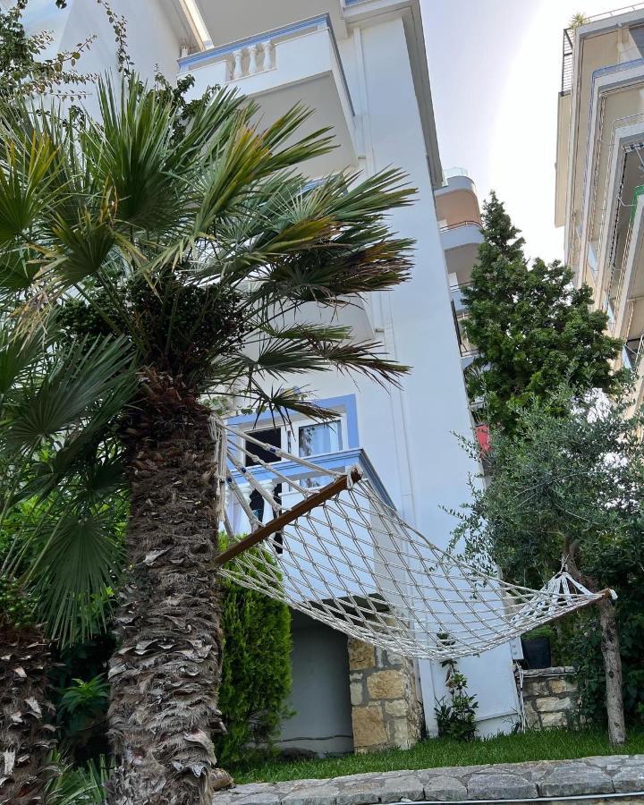 Hotel Erdano Саранде Екстериор снимка