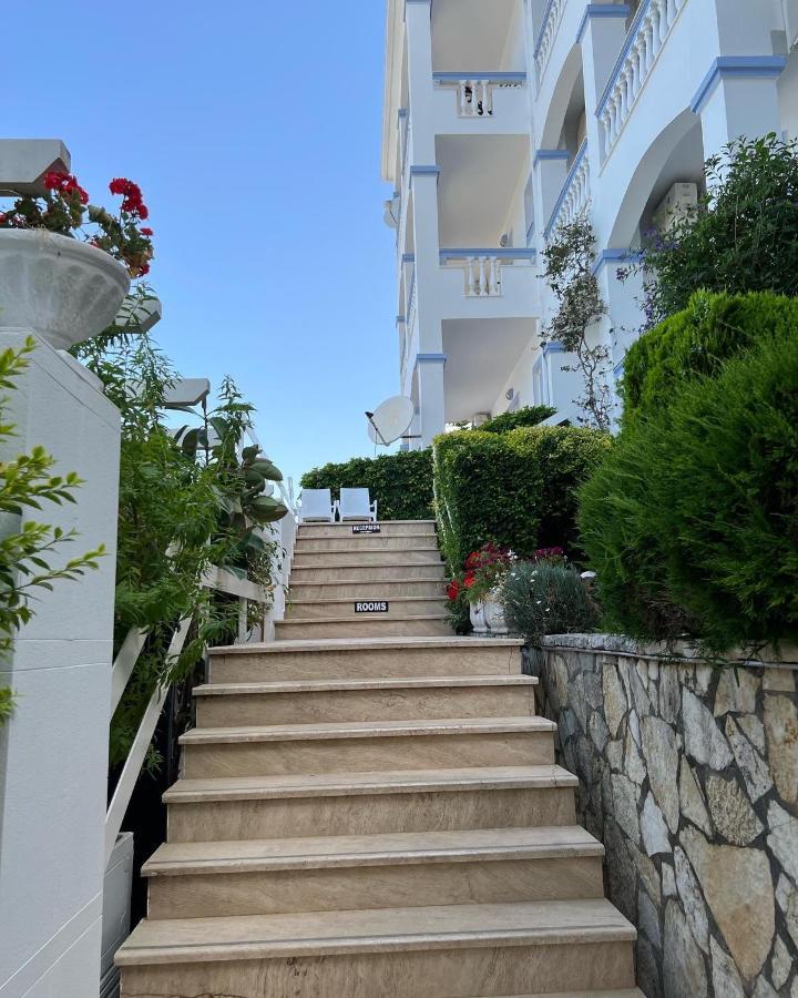 Hotel Erdano Саранде Екстериор снимка